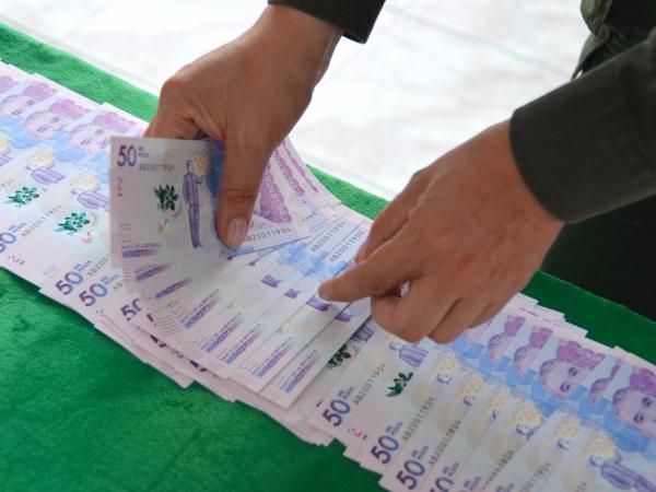 Inundaban el mercado de billetes falsos