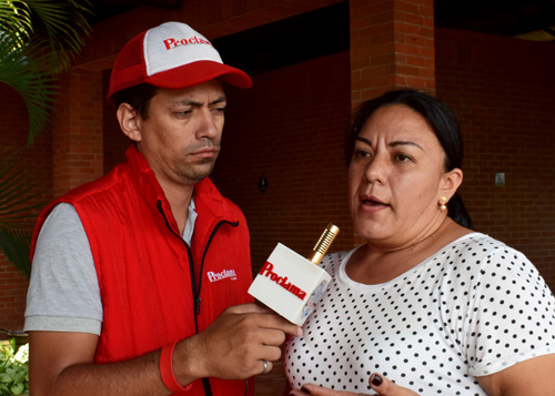 Yineth Bolañoz, gerente comercial de un restaurante del sector