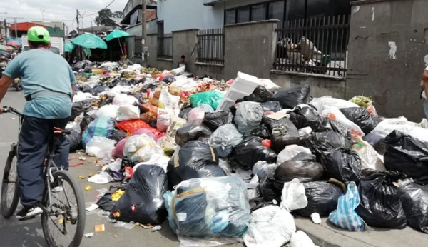Los Picachos, botadero de basura o relleno sanitario Los Picachos, botadero de basura o relleno sanitario
