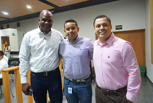 En la imagen: el alcalde de Guachené, Oliver Carabalí; el director zona norte de la Cámara de Comercio del Cauca, Jhon Vargas y el gerente de Proclama del Cauca, David Luna.