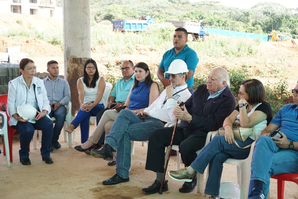 “Nuestro Estado de Derecho se diluye y resquebraja”: Aurelio Iragorri