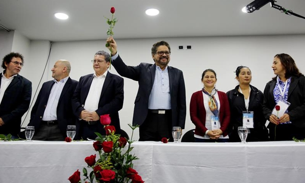 El error no fue haber entregado las armas El error no fue haber entregado las armas