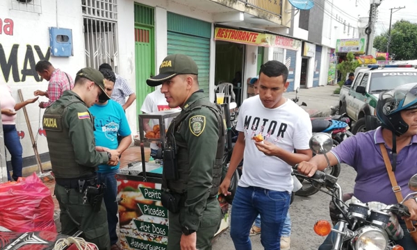 A LA POLICÍA LA TIENEN HACIENDO LO QUE NO ES A LA POLICÍA LA TIENEN HACIENDO LO QUE NO ES