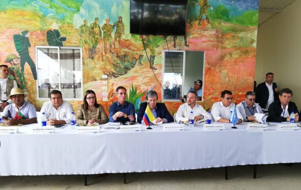 ONU respalda el proceso de paz; Uribe lo impugna ONU respalda el proceso de paz; Uribe lo impugna