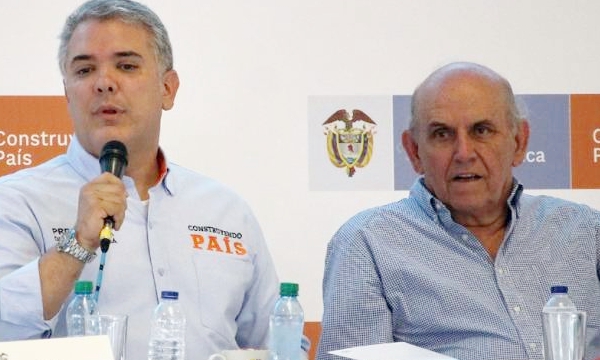 Mejor con Duque que con Santos Mejor con Duque que con Santos