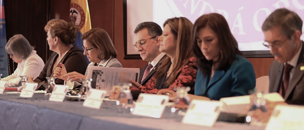 Cruzada nacional por la dignidad de la Justicia Cruzada nacional por la dignidad de la Justicia