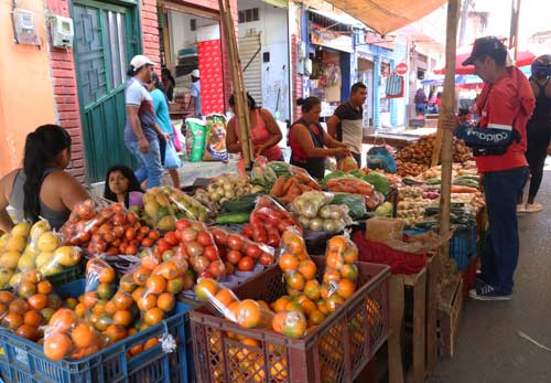 Productos suben de precio a causa del verano