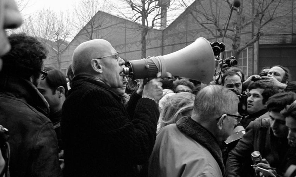Por los caminos de Michel Foucault