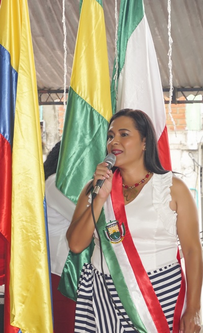 Ceremonia de posesión de la alcaldesa de Corinto