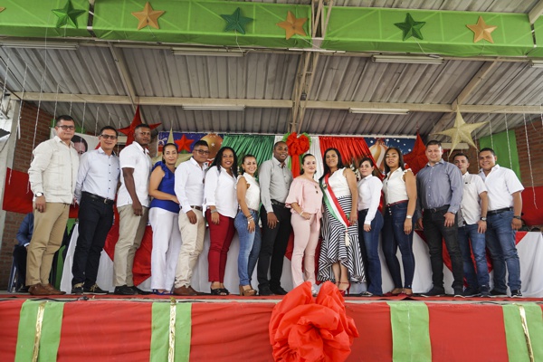Ceremonia de posesión de la alcaldesa de Corinto