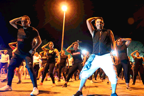 Deportistas iniciaron el año con Rumbatón Fitness Deportistas iniciaron el año con Rumbatón Fitness