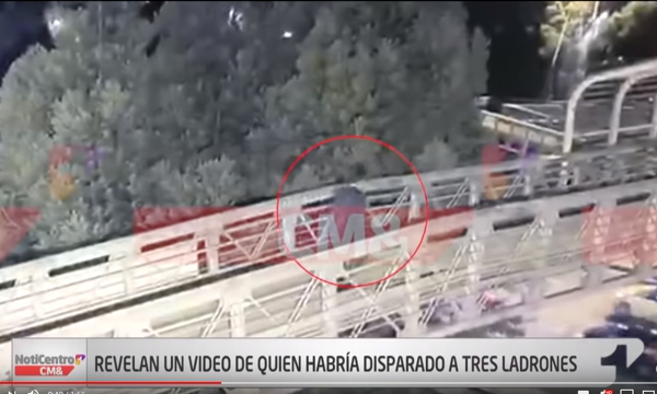 Una estatua al héroe del puente de Usaquén