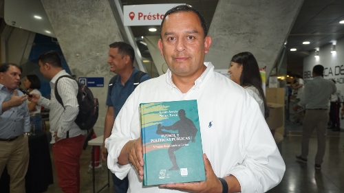 Biblioteca del Deporte y la Recreación disponible para los ciudadanos Biblioteca del Deporte y la Recreación disponible para los ciudadanos