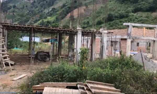 “Elefante blanco” en Educación - Sur del Cauca “Elefante blanco” en Educación - Sur del Cauca