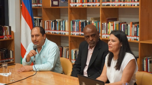 Desde la biblioteca Centenario se abrieron las Bibliotecas públicas en Cali Desde la biblioteca Centenario se abrieron las Bibliotecas públicas en Cali