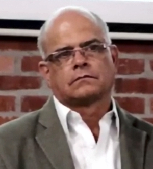Alfredo Valenzuela Alfredo Valenzuela