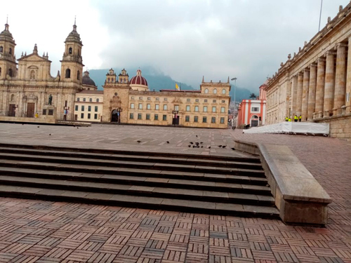 Bogotá y Wuhan: Tragedia del coronavirus Bogotá y Wuhan Tragedia del coronavirus