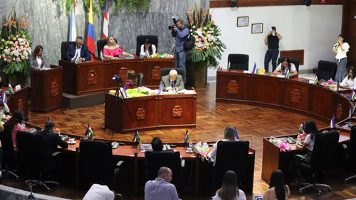 Concejo de Cali homenajeó a las mujeres en su día internacional Concejo de Cali homenajeó a las mujeres en su día internacional