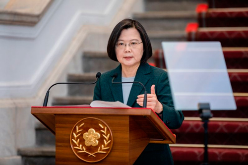 La presidenta Tsai Ing-wen explica al pueblo de Taiwan la estrategia gubernamental para luchar contra los efectos del COVID-19 en la salud y la economía. (Foto cortesía de la Presidencia) Taiwán está dispuesto a colaborarle a Colombia contra el coronavirus