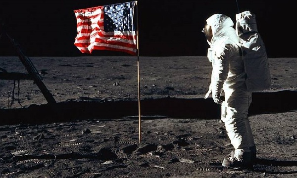 ¿Qué pasó con el hombre que se posó en la Luna?