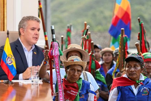 Insultos a comunidades indígenas