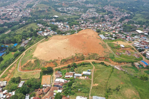 Montaña en Santander de Quilichao presenta riesgo de derrumbe
