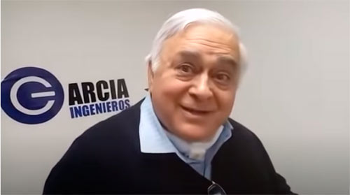 ACADÉMICO GENEALOGISTA INSULTA A URIBE 