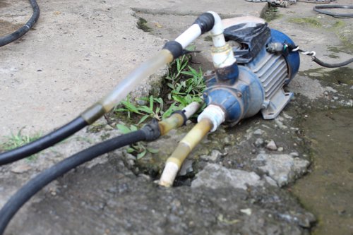El agua sería potable pero se consume a riesgo