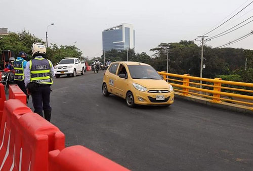 Habilitado el retorno de la carrera 100 con calle 25 en Cali