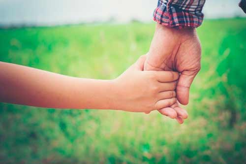 A PROPÓSITO DEL DÍA DEL PADRE A PROPÓSITO DEL DÍA DEL PADRE