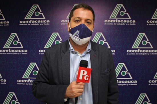 Carlos Manuel Ochoa - Jefe de Departamento Zona Norte Comfacauca Carlos Manuel Ochoa - Jefe de Departamento Zona Norte Comfacauca