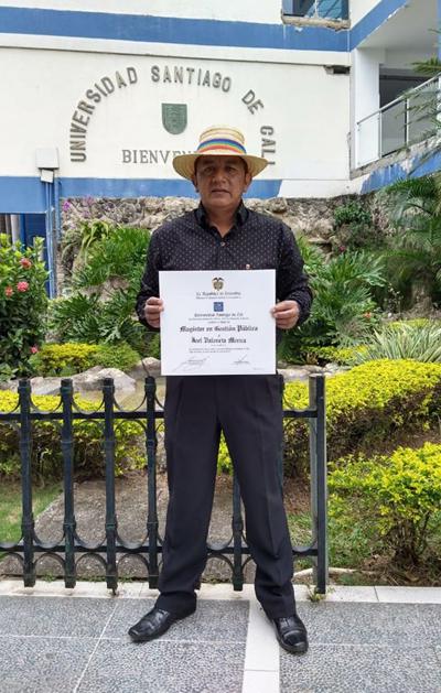 Joel Valencia Menza: Magíster en Gestión Pública Joel Valencia Menza: Magíster en Gestión Pública