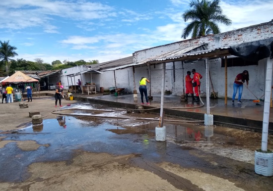 Realizan jornada de limpieza y desinfección en Galería de Caloto