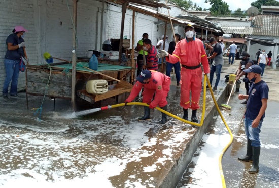 Realizan jornada de limpieza y desinfección en Galería de Caloto