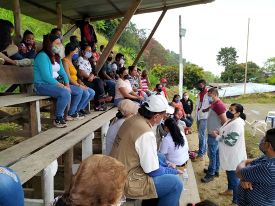 En Corinto se priorizan obras para comunidades del sector rural - Martha Velasco - alcaldesa. En Corinto se priorizan obras para comunidades del sector rural - Martha Velasco - alcaldesa.