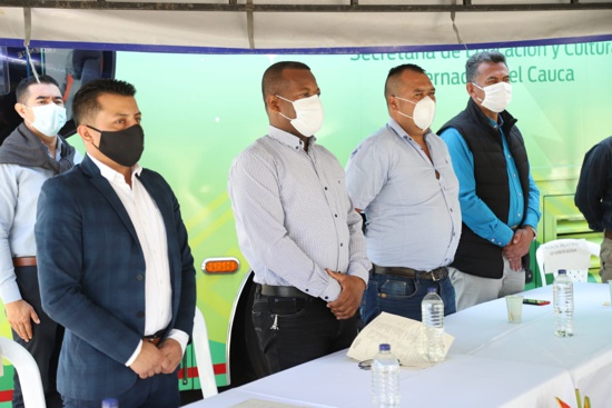 Entregan 4 nuevos carros recolectores de basura para el Cauca Entregan 4 nuevos carros recolectores de basura para el Cauca