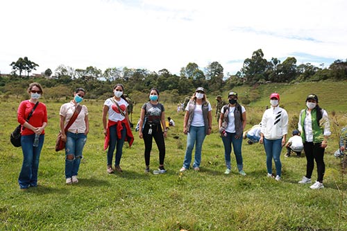 Niños de la Comuna Nueve comprometidos con el medio ambiente