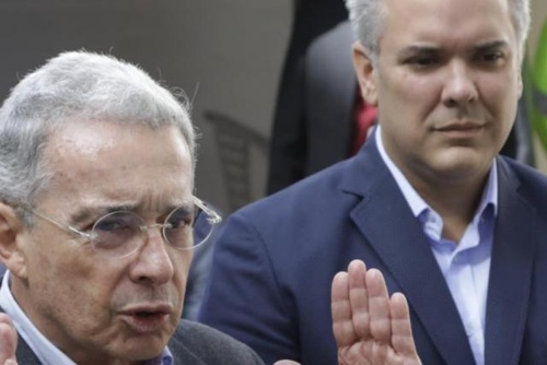 SE EXTRALIMITA EL PRESIDENTE DUQUE