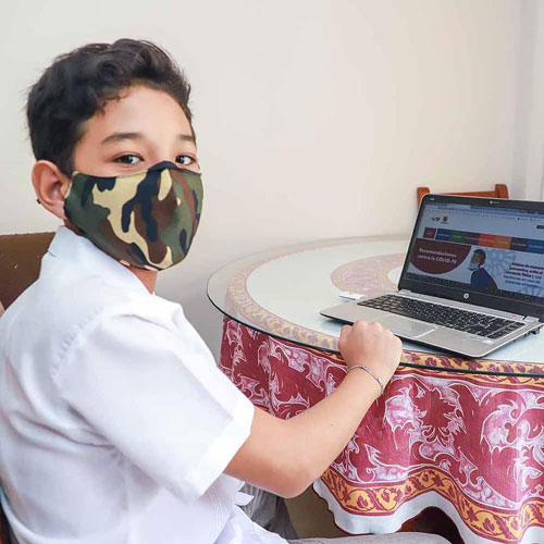 Se entregaron 5.000 USB con internet para mejorar clases virtuales