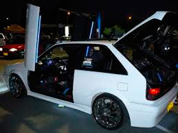 RUMBA DESDE LOS CARROS