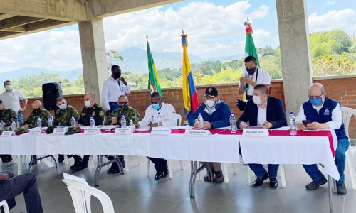 Autoridades realizan consejo de seguridad en Buenos Aires Autoridades realizan consejo de seguridad en Buenos Aires