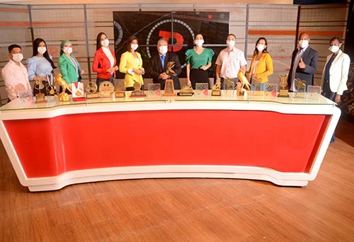 TELEPACÍFICO NOTICIAS RECIBE EL PREMIO CAMACOL CON EL MEJOR TRABAJO PERIODÍSTICO EN TELEVISIÓN TELEPACÍFICO NOTICIAS RECIBE EL PREMIO CAMACOL CON EL MEJOR TRABAJO PERIODÍSTICO EN TELEVISIÓN