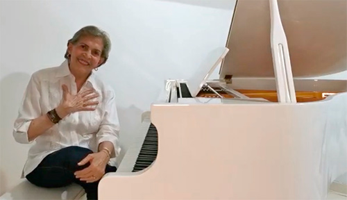RITA FERNÁNDEZ PADILLA PRESENTA SU NUEVA CANCIÓN