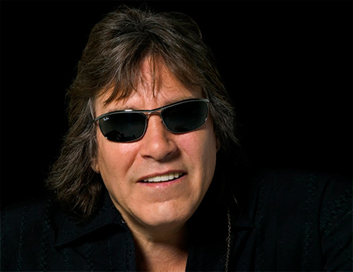 José Feliciano pasa la vida cantando y llega a sus 75 años