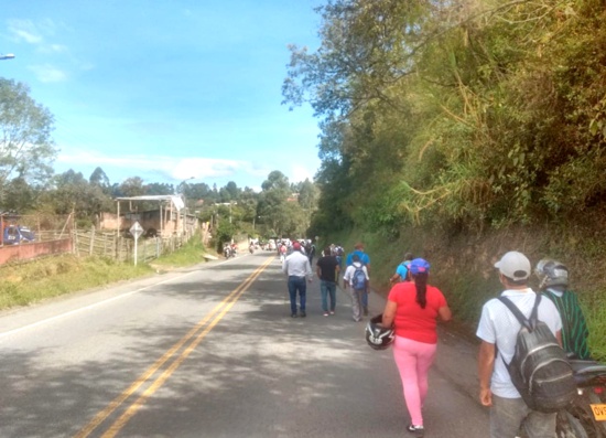 Campesinos exigen el derecho a la vida en el Cauca