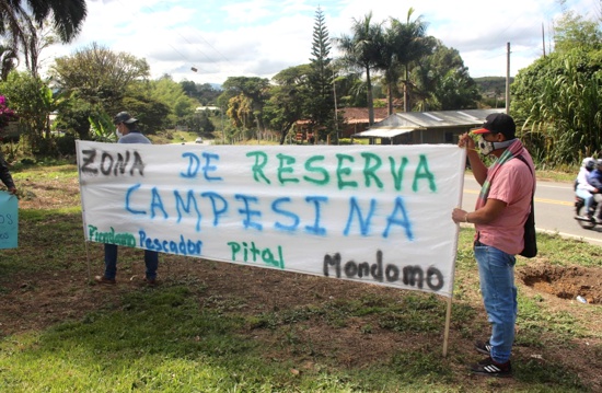 Campesinos exigen el derecho a la vida en el Cauca