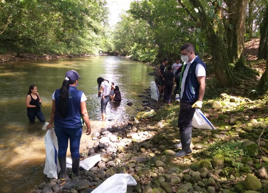 Educación ambiental para proteger los recursos naturales en Piamonte Educación ambiental para proteger los recursos naturales en Piamonte
