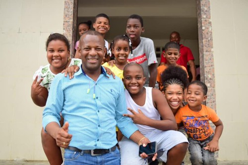 Primer gobernador afro del Cauca podría ser presidente de Colombia