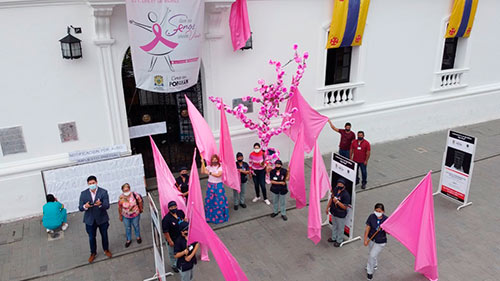 Que No Senos Olvide Vivir Que No Senos Olvide Vivir