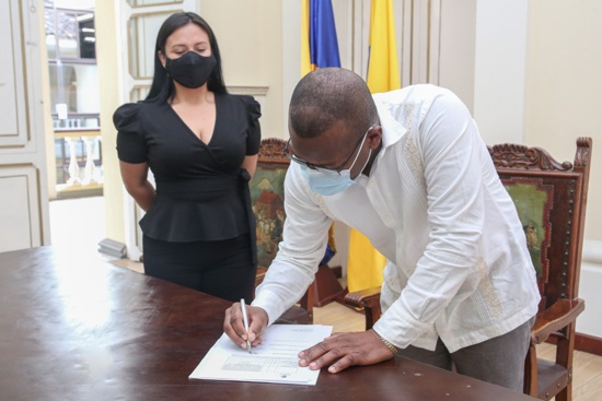 Laura Carlosama, nueva jefe de Prensa de la Gobernación del Cauca. Laura Carlosama, nueva jefe de Prensa de la Gobernación del Cauca.